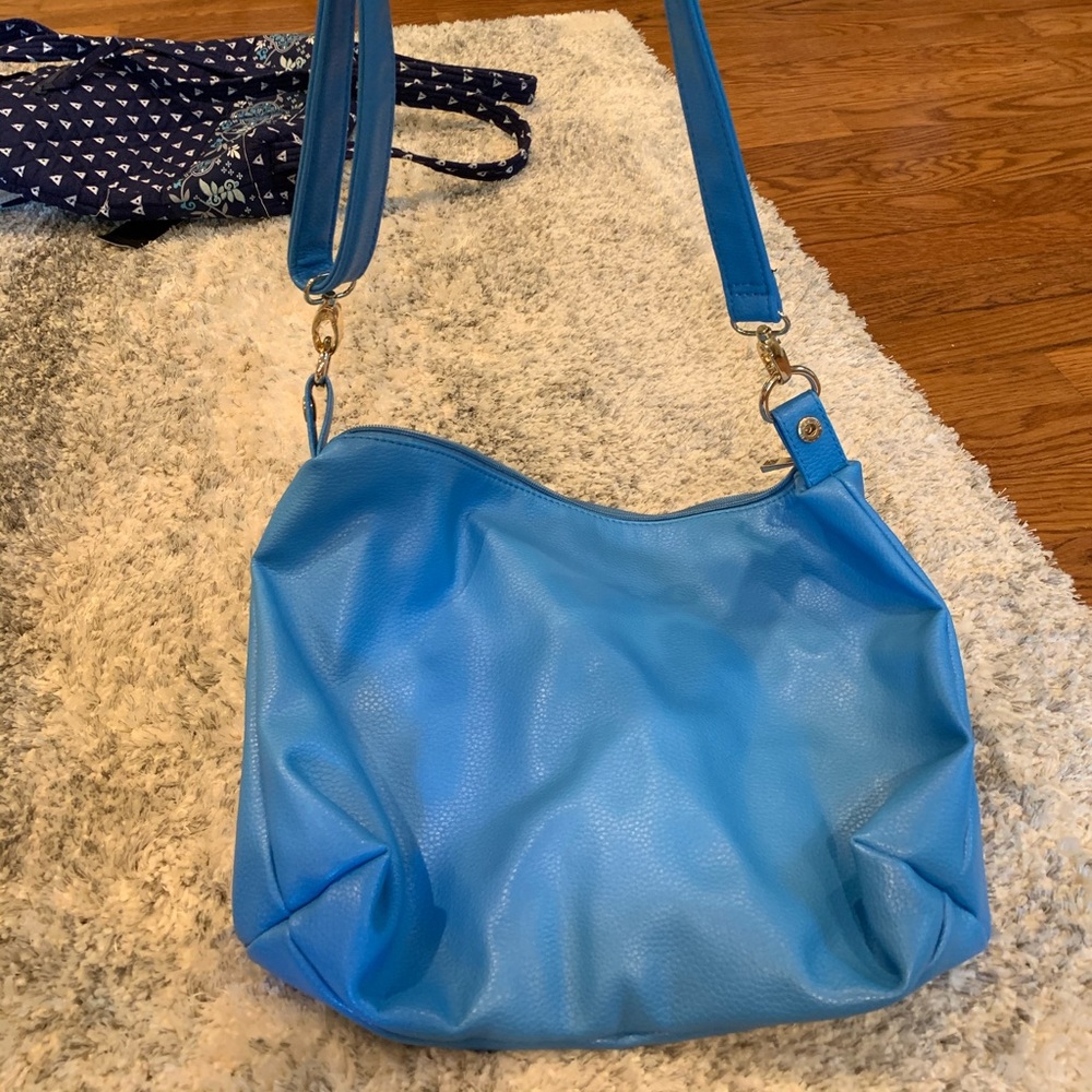 Faux leather blue strap bag